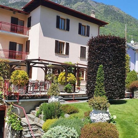 Вилла La Casa Rosa Sernio Экстерьер фото